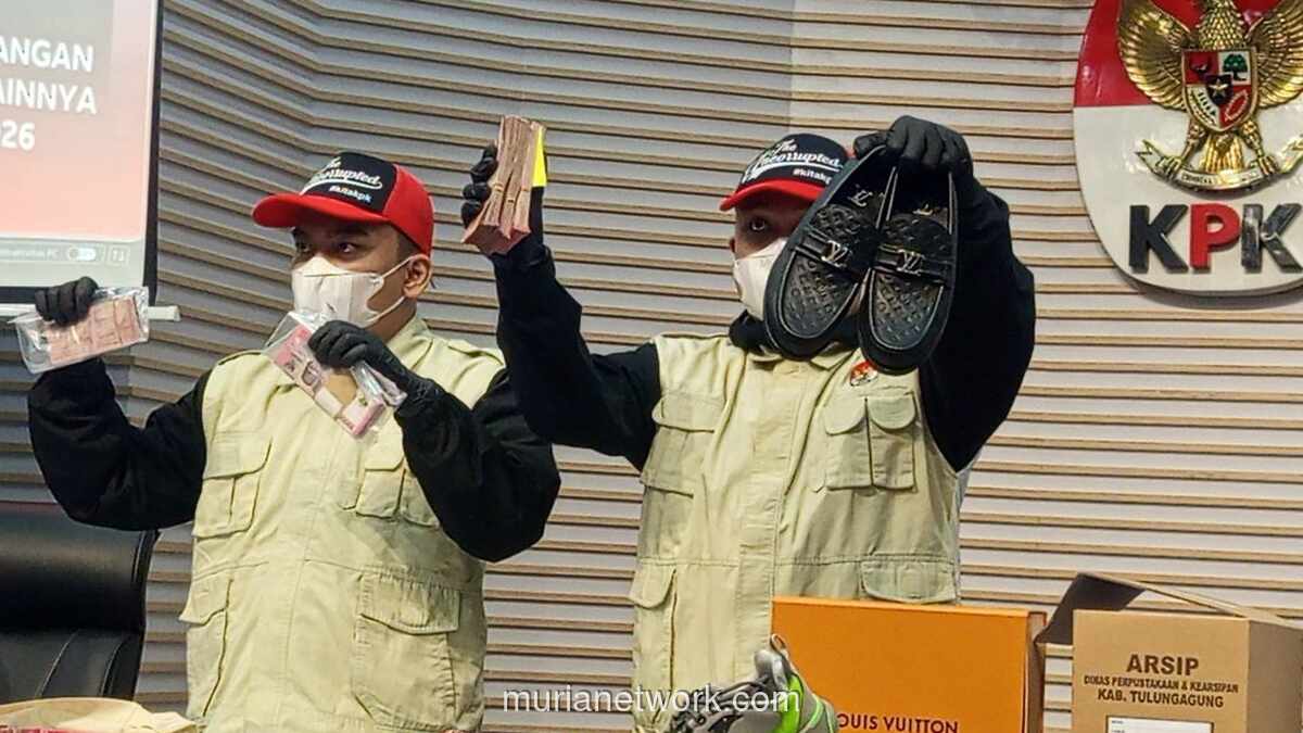 KPK Tetapkan Bupati Tulungagung Tersangka Pemerasan Rp2,7 Miliar ke OPD