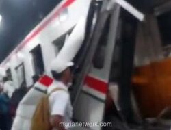 KRL Tertabrak Kereta Jarak Jauh di Bekasi Timur, Gerbong Khusus Wanita Jadi Sasaran
