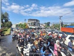 Banjir Rendam Jalan, Macet Parah Landa Ruas Solo Baru-Sukoharjo