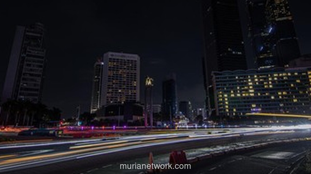 Jakarta Padamkan Lampu Ikonik Selama Satu Jam, Hemat Listrik Rp140 Juta dan Tekan Emisi Karbon