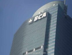 Petinggi BCA Borong Saham Sendiri di Tengah Tekanan Jual