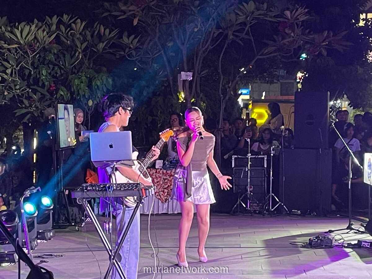 Ribuan Penonton Larut dalam ‘Hilang Tanpa Bilang’ di Penutup Music Zone Sarinah