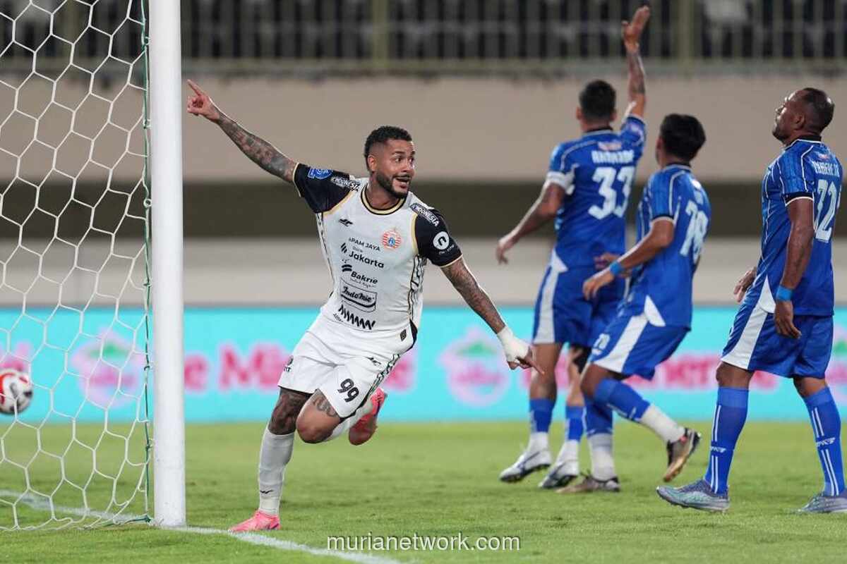 Mauricio Souza Kritik Kreativitas Lini Depan Meski Persija Taklukkan PSBS Biak