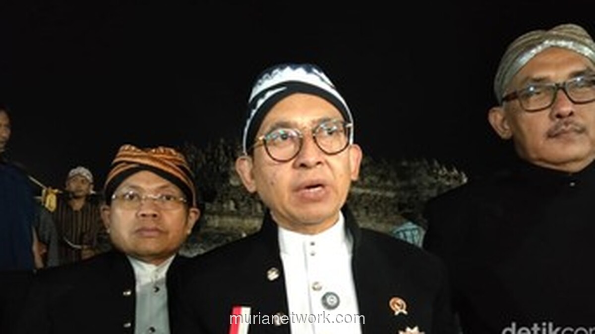 Menteri Fadli Zon Tegaskan Chattra Borobudur Terbuat dari Perunggu, Bukan Batu