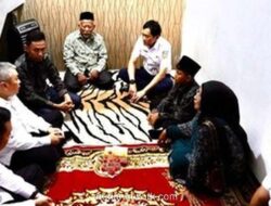 Menhub dan Dirut KAI Takziah ke Rumah Duka Korban Kecelakaan Kereta di Bekasi Timur