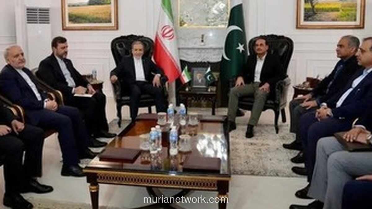 Menlu Iran Temui Panglima Pakistan Bahas Kemungkinan Putaran Baru Dialog Damai dengan AS