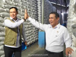 Mentan Amran Sidak ke Gudang Bulog Karawang, Pastikan Stok Beras Capai 5 Juta Ton