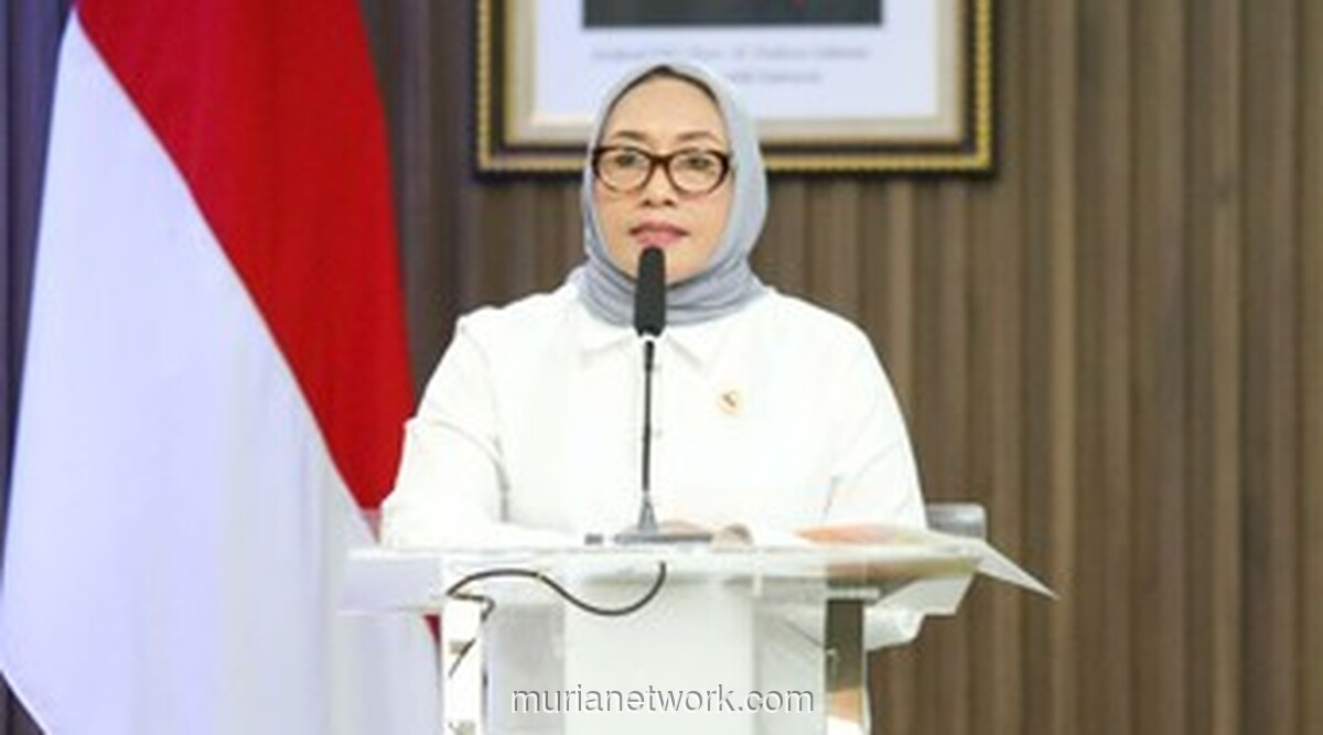 Menteri PPPA Minta Maaf Atas Pernyataan Usul Pemindahan Gerbong Wanita KRL ke Tengah Rangkaian