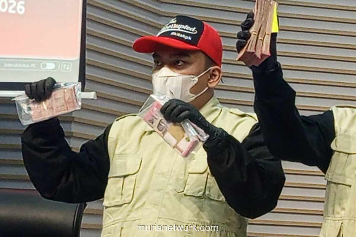 KPK Ungkap Pejabat Tulungagung Terpaksa Pinjam Uang untuk Penuhi Permintaan Bupati