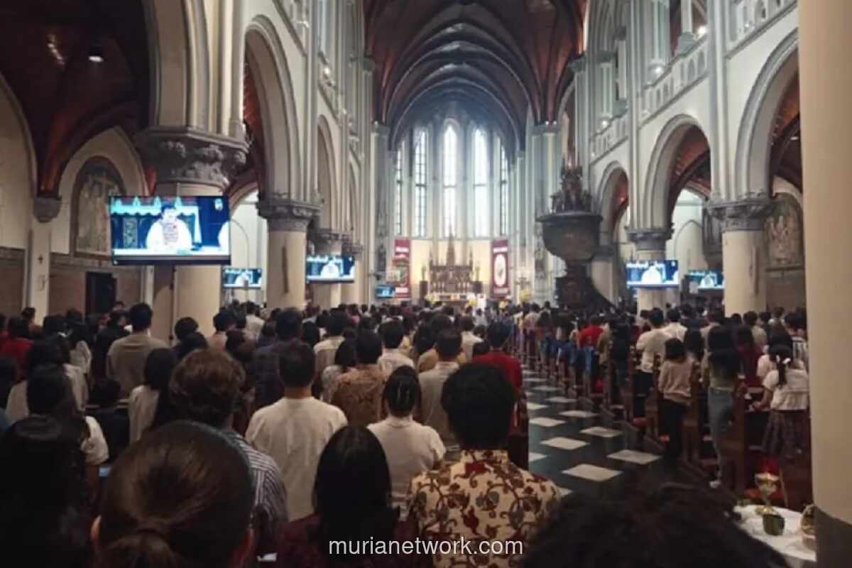 Kardinal Suharyo Serukan Pertobatan Ekologis di Misa Paskah Katedral Jakarta