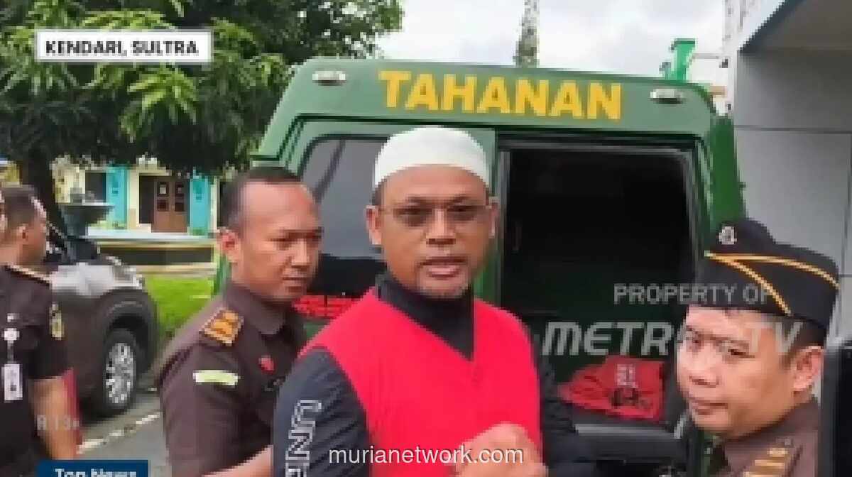 Napi Korupsi Rp233 Miliar Ditemukan Nongkrong di Warung Kopi Kendari