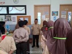 Gaji Guru Honorer di Jakarta Hanya Rp2 Juta per Bulan, Tak Cukup untuk Kebutuhan Sehari-hari