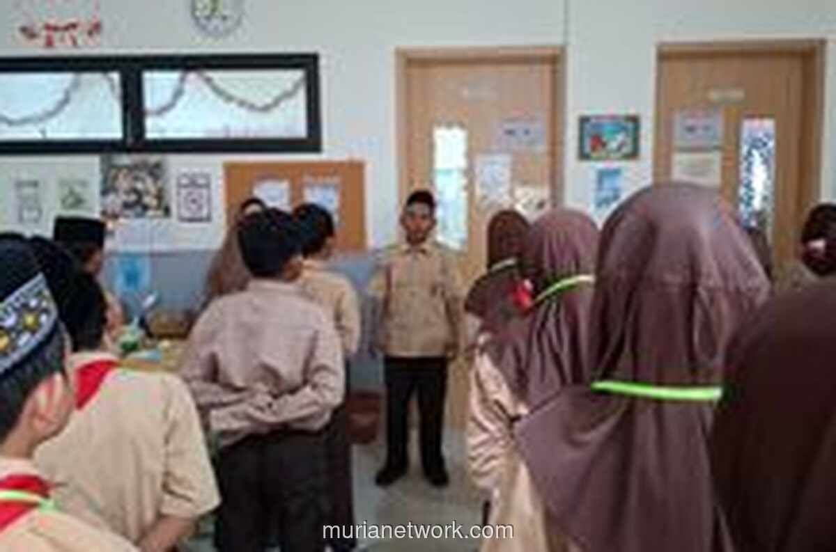 Gaji Guru Honorer di Jakarta Hanya Rp2 Juta per Bulan, Tak Cukup untuk Kebutuhan Sehari-hari