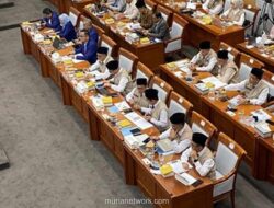 Menteri Haji Paparkan Kenaikan Biaya Penerbangan Haji 2026 Akibat Lonjakan Avtur dan Rupiah Melemah