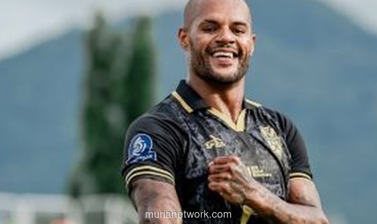 Tiga Striker Brasil Bersaing Ketat di Puncak Klasemen Pencetak Gol Super League