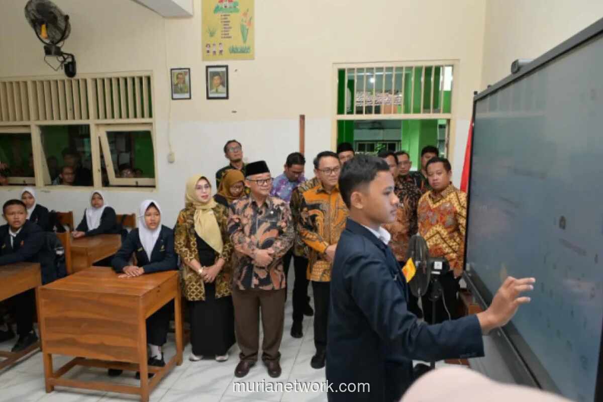 Papan Pintar IFP Tingkatkan Antusiasme Belajar Siswa di Pati