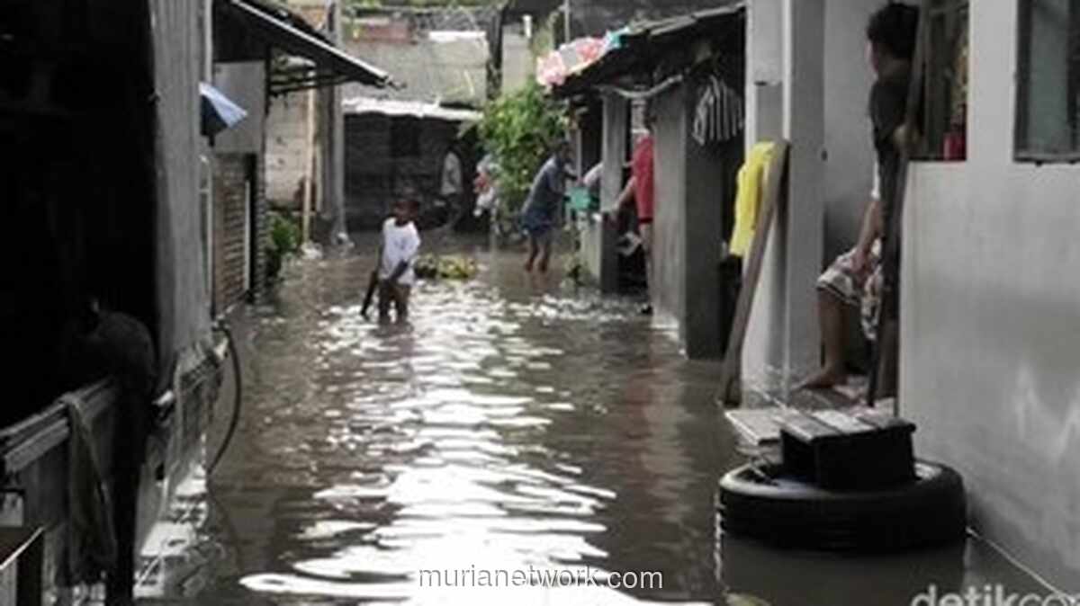 Sembilan Kelurahan di Solo Terendam, Tanggul Sungai Jenes Jadi Sorotan