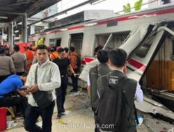 Tabrakan Kereta Jarak Jauh dan KRL di Bekasi Timur, 5 Tewas dan Puluhan Luka