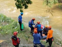 Pencarian Anak 6 Tahun yang Hanyut di Sungai Ciliwung Bogor Dilanjutkan