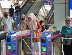 Kebijakan WFH ASN Turunkan Jumlah Penumpang LRT Jabodebek 10 Persen