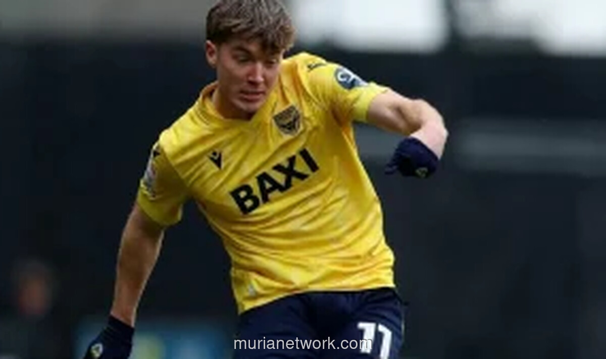 Ole Romeny Terpinggirkan di Oxford United yang Degradasi, Masa Depan di Persimpangan