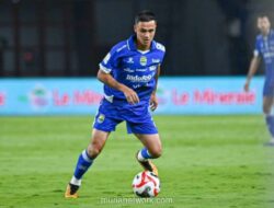 Persib Bandung Kehilangan Dua Pemain Inti Jelang Lawan Bhayangkara FC, Bojan Hodak Tetap Incar Tiga Poin