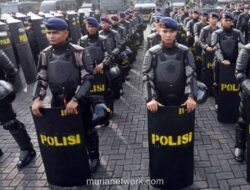 Polri Bekali Personel dengan Buku Saku 0 Persen untuk Sosialisasi Program Pemerintah