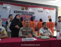 Polisi Gerebek Pabrik Miras Oplosan 20 Ribu Botol di Palembang