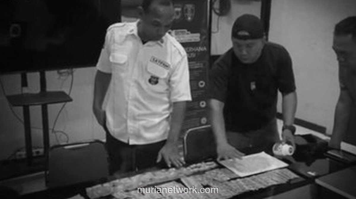 Polsek Cileungsi Amankan Pengedar dan Sita Ribuan Butir Obat Keras Ilegal