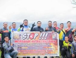 Polres Rokan Hulu Intensifkan Patroli dan Bagi Sembako untuk Cegah Karhutla