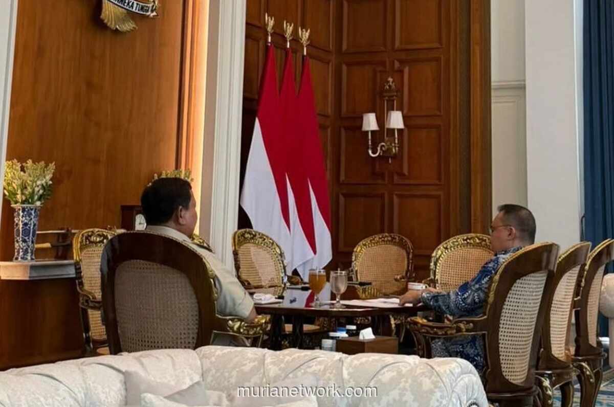 Presiden Prabowo Bahas Perkembangan Politik dan Ekonomi dengan Wakil Ketua DPR Dasco