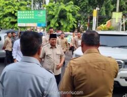 Presiden Prabowo Jenguk Korban Kecelakaan Kereta di Bekasi, 7 Tewas