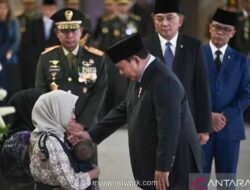 Presiden Prabowo Beri Penghormatan Terakhir untuk Tiga Prajurit Gugur di Lebanon
