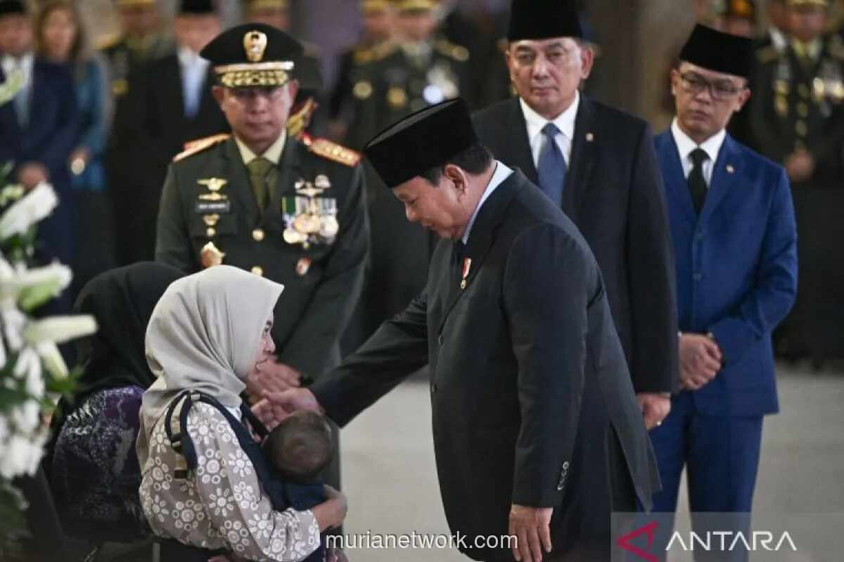 Presiden Prabowo Beri Penghormatan Terakhir untuk Tiga Prajurit Gugur di Lebanon