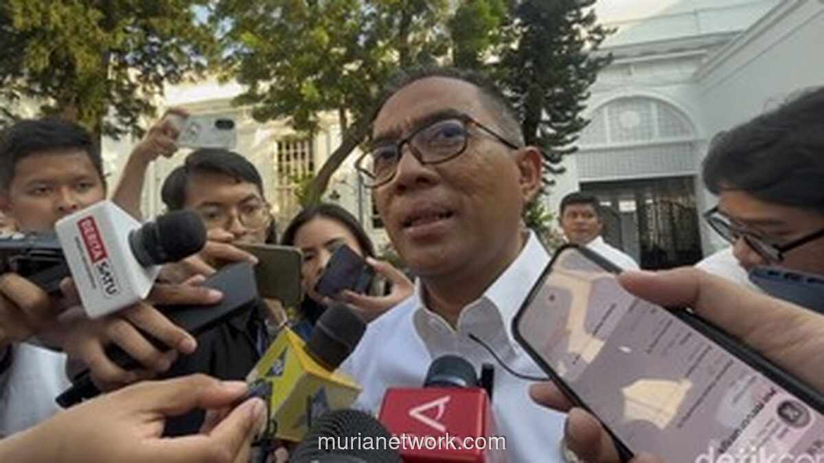 Presiden Prabowo Minta Dosen dan Akademisi Dilibatkan dalam Proyek Tanggul Laut Raksasa