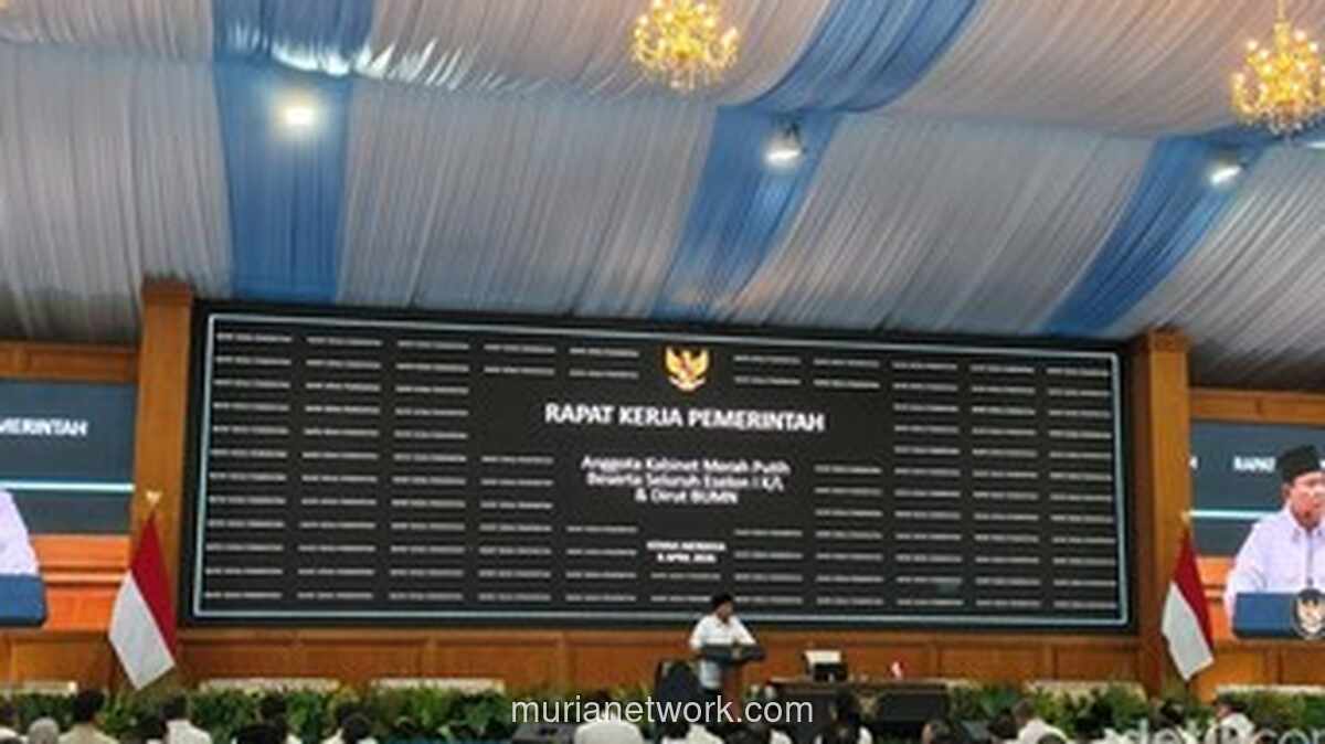 Prabowo Tegaskan Rakyat Berhak Ganti Pemerintah yang Dinilai Tak Baik