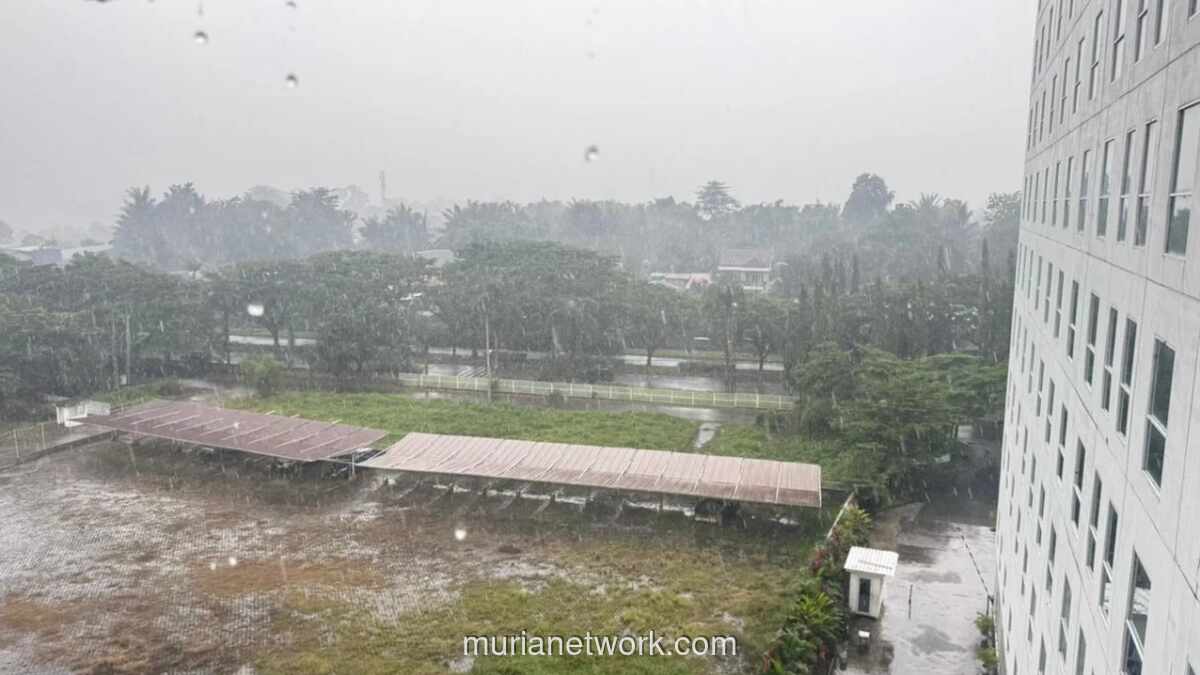 Prakiraan Cuaca Makassar Hari Ini: Berawan Sejak Pagi, Hujan Ringan Disertai Petir Mengintai Siang hingga Malam