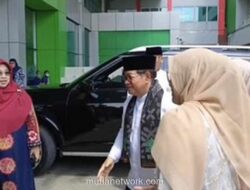 Gubernur DKI Kunjungi Siswa Korban Keracunan Makanan di RSKD Duren Sawit