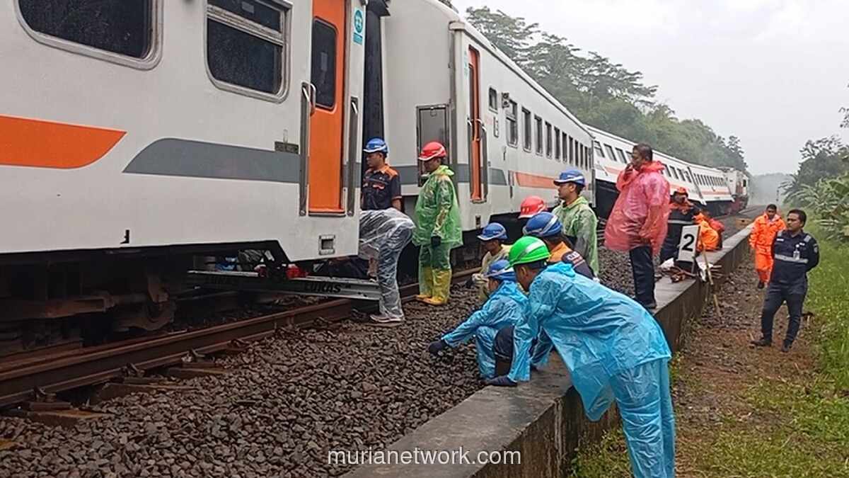 KA Bangunkarta Anjlok di Brebes, Evakuasi Diperkirakan 7 Jam Lumpuhkan Jalur