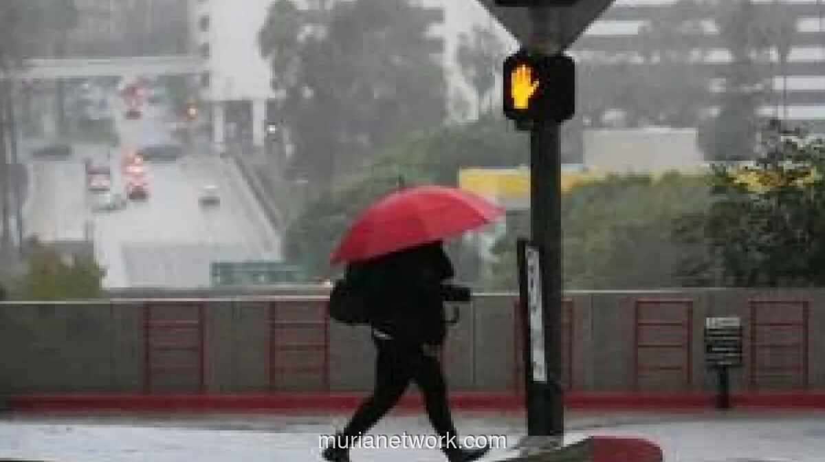 BMKG Waspadakan Potensi Hujan Lebat hingga Sangat Lebat di Sebagian Besar Wilayah Indonesia, 3-9 April 2026