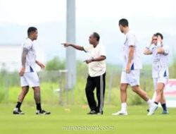 PSIS Semarang Tunjuk Kas Hartadi sebagai Pelatih Baru demi Selamatkan Tim dari Degradasi