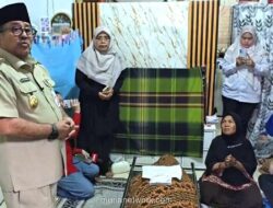 Wagub Jakarta Rano Karno Melayat Korban Kecelakaan Kereta di Bekasi, Pastikan Bantuan Pemprov Mengalir