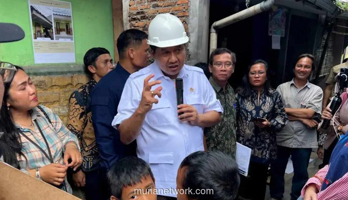 Maruarar Sirait Targetkan Renovasi 152 Rumah Kumuh di Menteng Tenggulun Rampung Juni 2026
