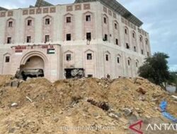 Indonesia Kecam Pemasangan Spanduk Rising Lion Israel di Reruntuhan RS Indonesia Gaza