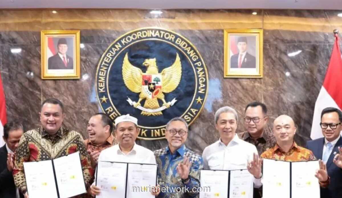 Bupati Bogor Tandatangani Kerja Sama Proyek Sampah Jadi Listrik