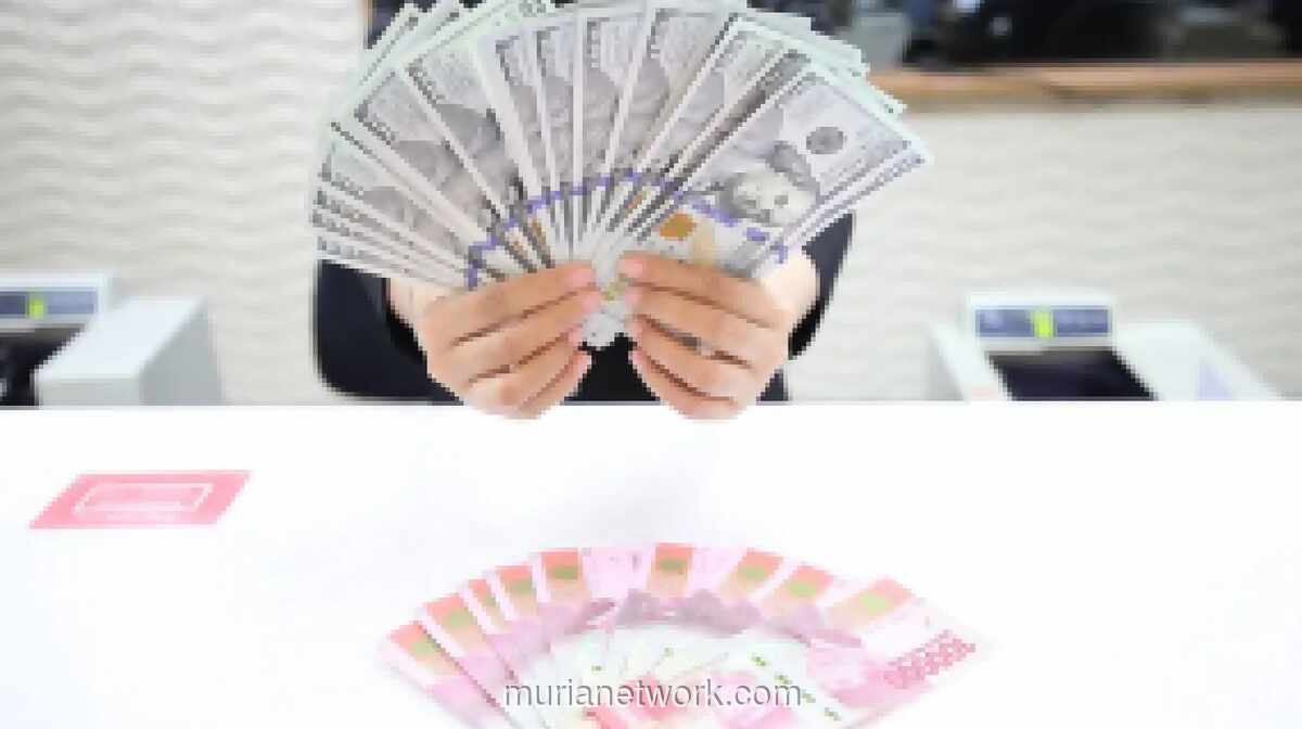 Rupiah Anjlok ke Rp17.326 per Dolar AS, Negosiasi AS-Iran Macet Jadi Biang Kerok