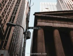 Saham Teknologi dan Harapan Damai Iran Dorong S&P 500 dan Nasdaq Cetak Rekor Tertinggi