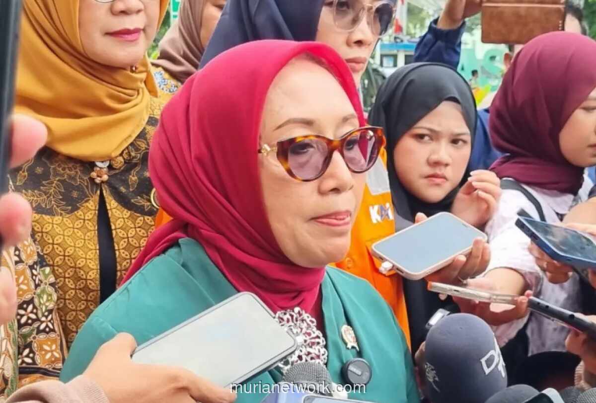 Menteri PPPA Usul Gerbong Khusus Wanita Dipindah ke Tengah Rangkaian KRL Demi Keselamatan