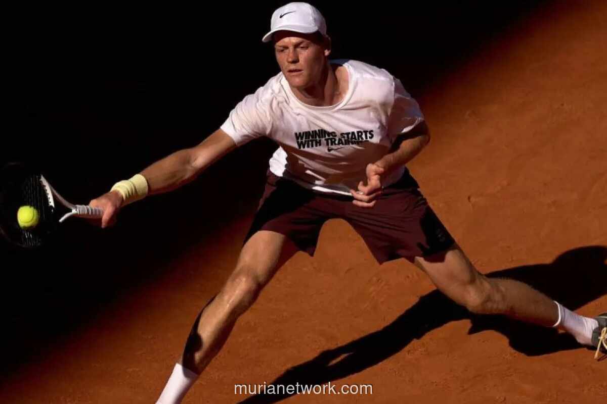 Sinner Dukung Alcaraz yang Mundur dari Roma dan Roland Garros karena Cedera