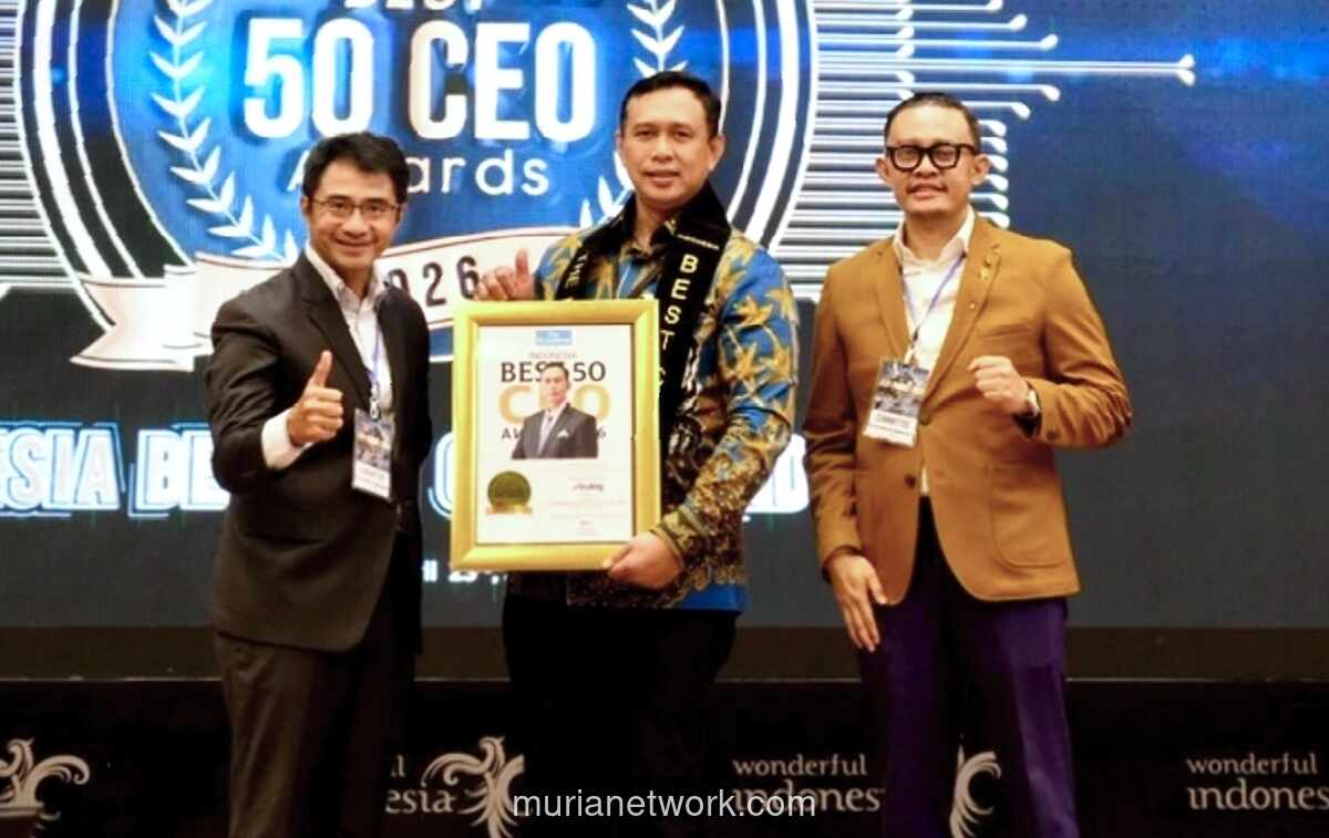 Stok Beras Nasional Tembus 5 Juta Ton, Bos Bulog Raih Penghargaan CEO Terpopuler 2026